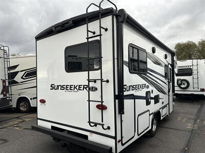 2024 Forest River Sunseeker 2150SLE   - Photo 4 - Las Vegas, NV 89121
