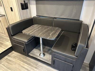 2024 Forest River Sunseeker 2150SLE   - Photo 10 - Las Vegas, NV 89121