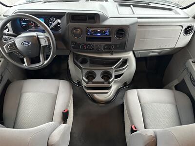 2024 Forest River Sunseeker 2150SLE   - Photo 17 - Las Vegas, NV 89121