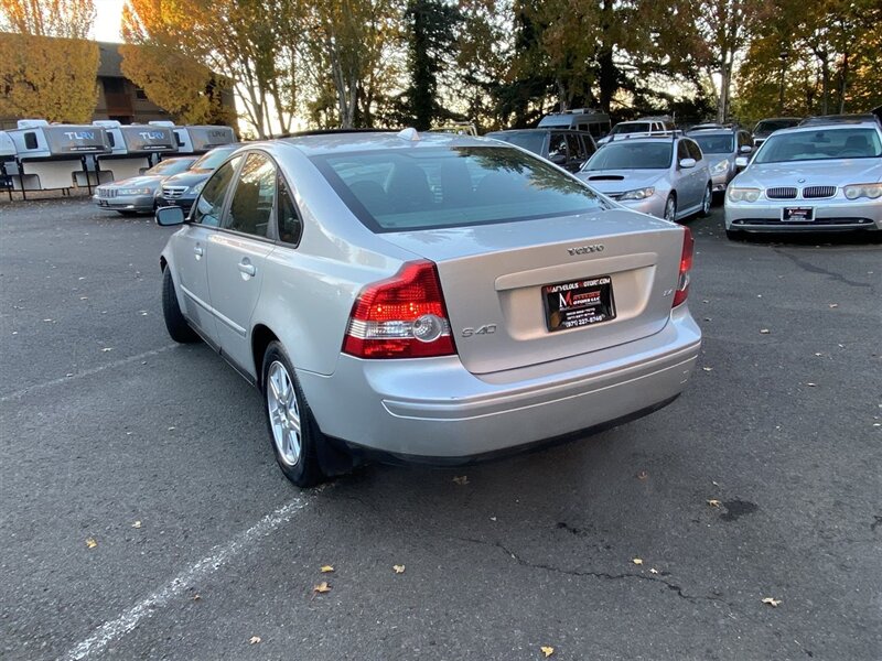 2006 Volvo S40 2.4i   - Photo 3 - Tualatin, OR 97062