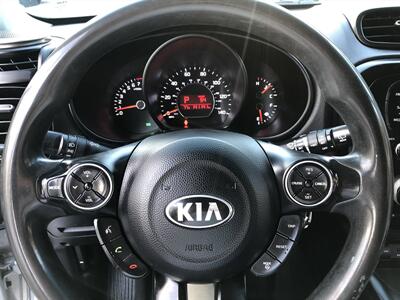 2015 Kia Soul LX Plus   - Photo 14 - Tualatin, OR 97062