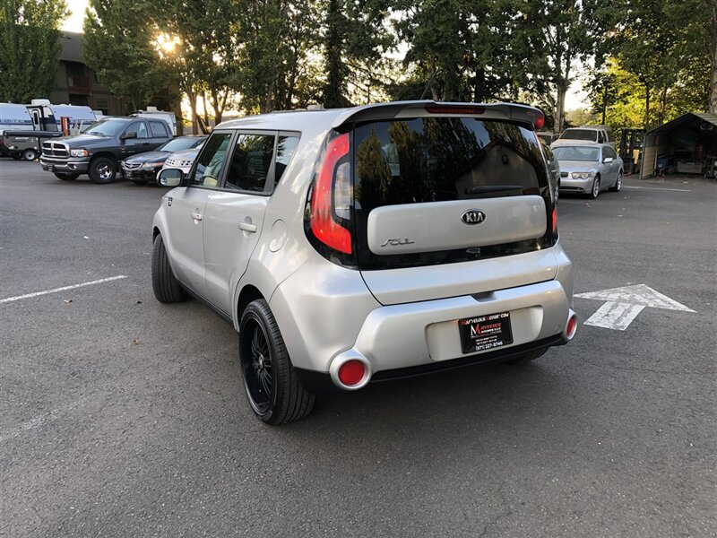 2015 Kia Soul LX Plus   - Photo 3 - Tualatin, OR 97062