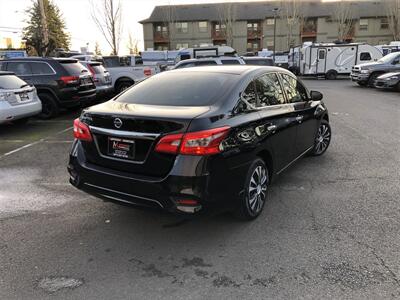 2019 Nissan Sentra S   - Photo 5 - Tualatin, OR 97062