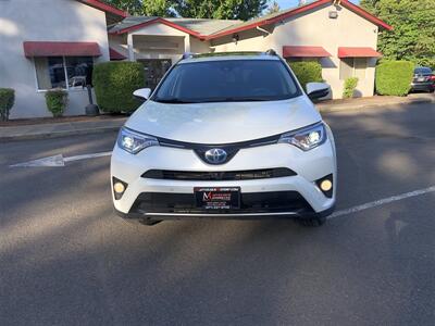 2017 Toyota RAV4 Hybrid Limited   - Photo 8 - Tualatin, OR 97062