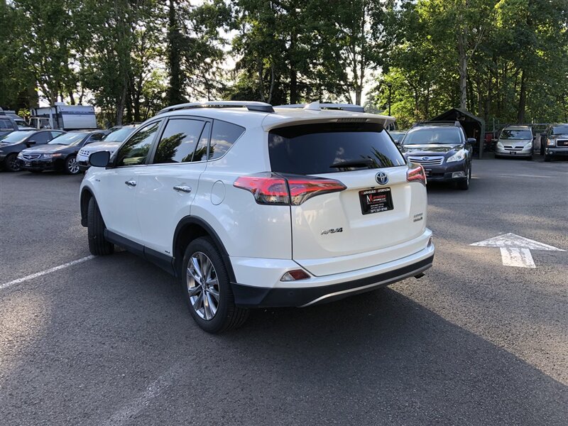 2017 Toyota RAV4 Hybrid Limited   - Photo 3 - Tualatin, OR 97062