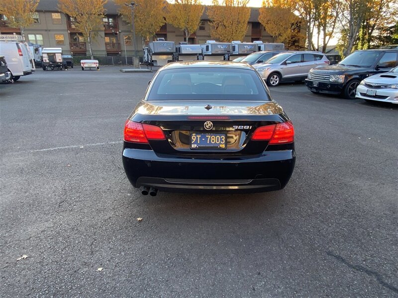 2012 BMW 328i   - Photo 4 - Tualatin, OR 97062