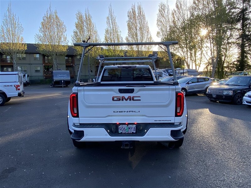 2021 GMC Sierra 3500 Denali   - Photo 4 - Tualatin, OR 97062