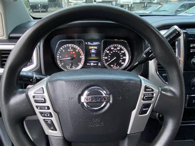 2017 Nissan Titan XD SV   - Photo 13 - Tualatin, OR 97062
