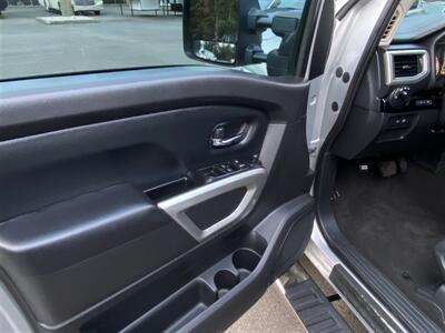 2017 Nissan Titan XD SV   - Photo 10 - Tualatin, OR 97062