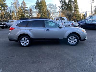2010 Subaru Outback 2.5i Premium   - Photo 6 - Tualatin, OR 97062