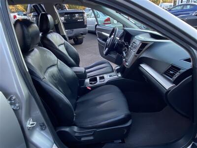 2010 Subaru Outback 2.5i Premium   - Photo 19 - Tualatin, OR 97062