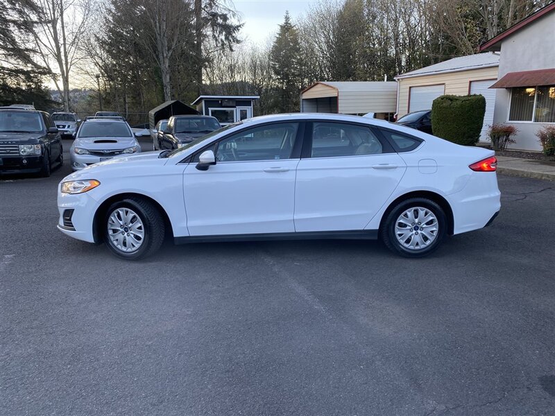 2020 Ford Fusion S   - Photo 2 - Tualatin, OR 97062