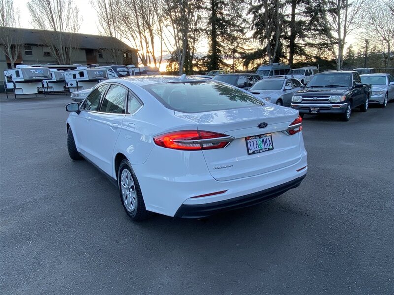 2020 Ford Fusion S   - Photo 3 - Tualatin, OR 97062