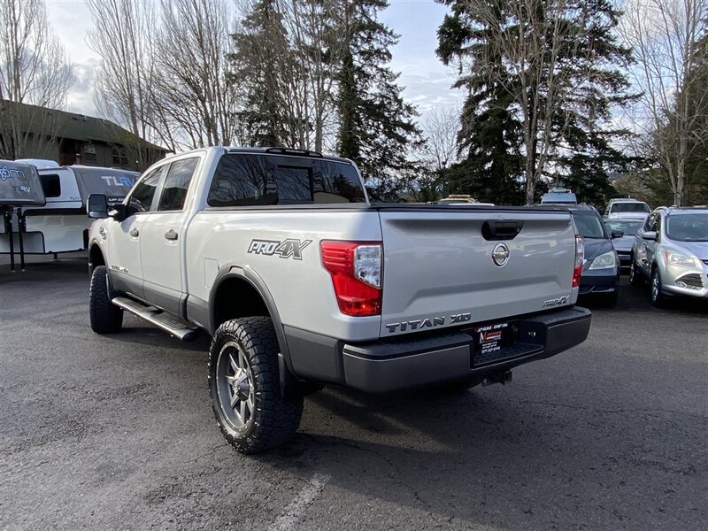 2017 Nissan Titan XD PRO-4X   - Photo 3 - Tualatin, OR 97062