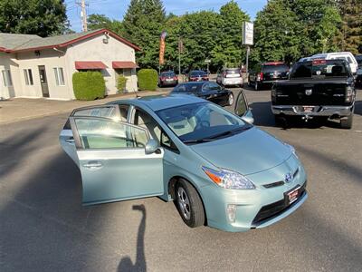 2014 Toyota Prius Three   - Photo 9 - Tualatin, OR 97062