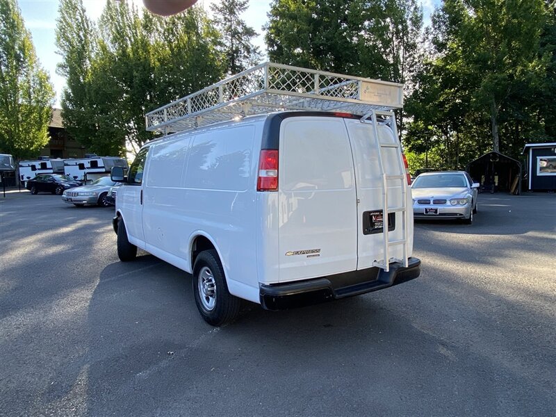 2015 Chevrolet Express 2500   - Photo 3 - Tualatin, OR 97062