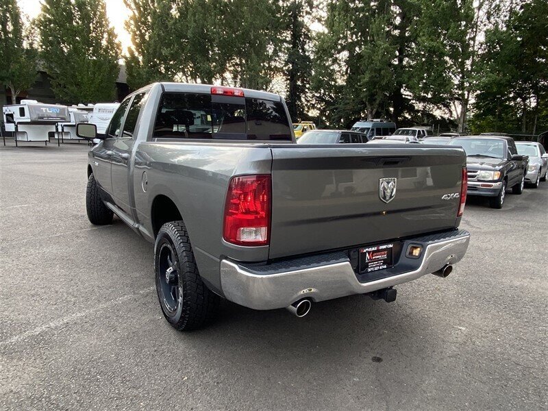 2010 Dodge Ram 1500 SLT Sport - Photo 3 - Tualatin, OR 97062