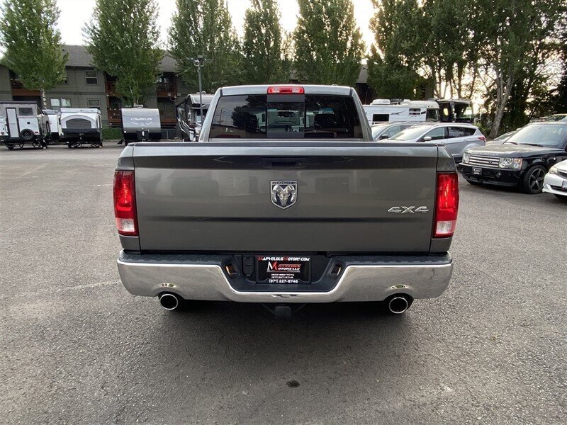 2010 Dodge Ram 1500 SLT Sport - Photo 4 - Tualatin, OR 97062