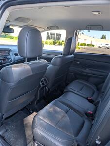 2019 Mitsubishi Outlander SEL   - Photo 9 - Sacramento, CA 95823