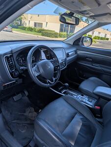 2019 Mitsubishi Outlander SEL   - Photo 8 - Sacramento, CA 95823