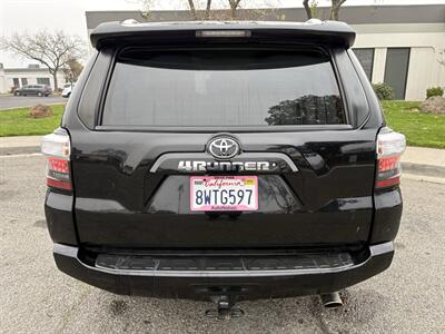 2017 Toyota 4Runner SR5 - Photo 4 - Sacramento, CA 95823