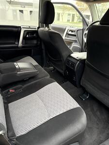 2017 Toyota 4Runner SR5 - Photo 10 - Sacramento, CA 95823