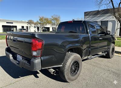 2018 Toyota Tacoma SR5   - Photo 5 - Sacramento, CA 95823