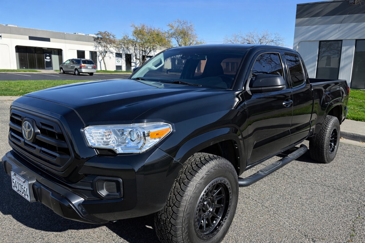 2018 Toyota Tacoma SR5   - Photo 1 - Sacramento, CA 95823