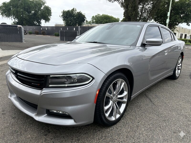 2015 Dodge Charger SXT  