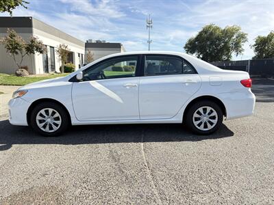2011 Toyota Corolla LE - Photo 2 - Sacramento, CA 95823