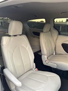 2017 Chrysler Pacifica LX - Photo 10 - Sacramento, CA 95823