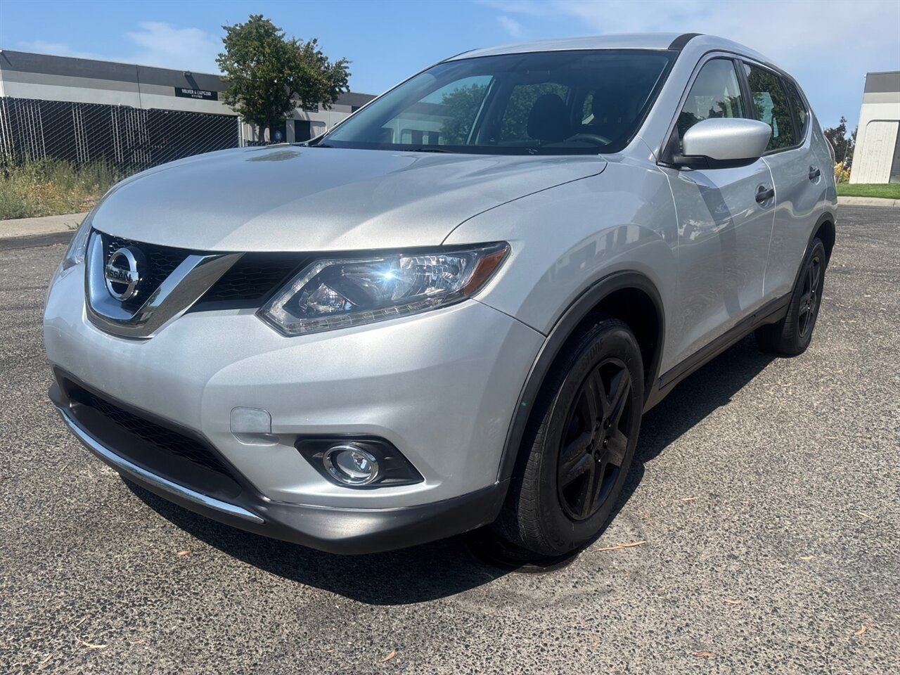 2016 Nissan Rogue S - Photo 1 - Sacramento, CA 95823