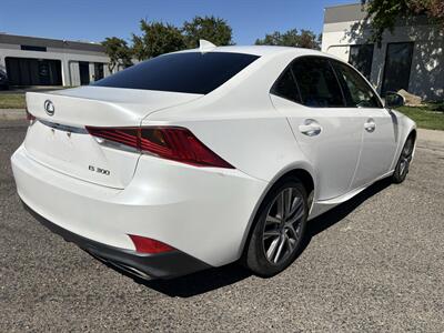2018 Lexus IS   - Photo 5 - Sacramento, CA 95823