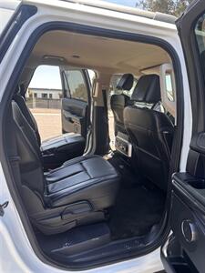 2022 Ford Expedition MAX XLT   - Photo 10 - Sacramento, CA 95823