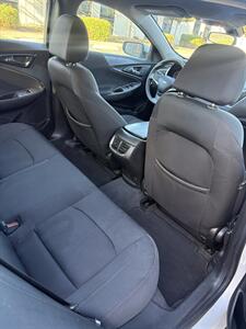 2019 Chevrolet Malibu LT   - Photo 11 - Sacramento, CA 95823