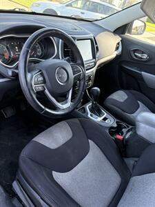 2014 Jeep Cherokee Latitude - Photo 9 - Sacramento, CA 95823