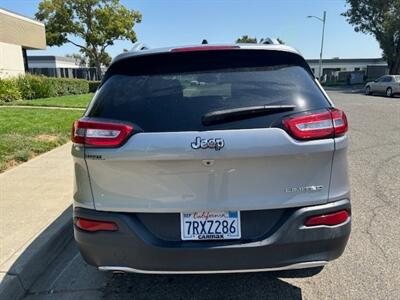 2017 Jeep Cherokee Limited   - Photo 4 - Sacramento, CA 95823