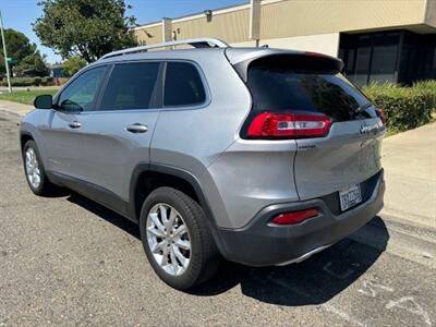 2017 Jeep Cherokee Limited   - Photo 3 - Sacramento, CA 95823