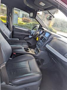 2018 Dodge Grand Caravan GT   - Photo 12 - Sacramento, CA 95823