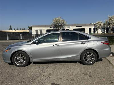 2015 Toyota Camry SE - Photo 2 - Sacramento, CA 95823