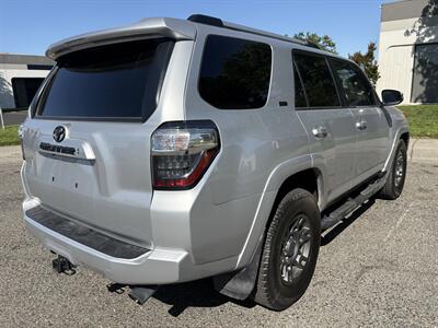 2021 Toyota 4Runner SR5 Premium   - Photo 5 - Sacramento, CA 95823