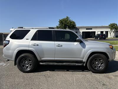 2021 Toyota 4Runner SR5 Premium   - Photo 6 - Sacramento, CA 95823