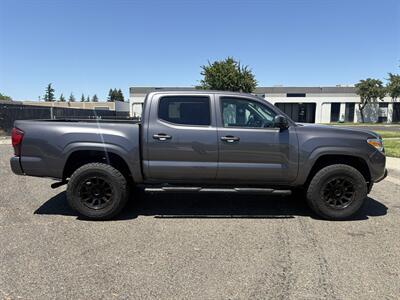 2022 Toyota Tacoma SR5 V6   - Photo 6 - Sacramento, CA 95823