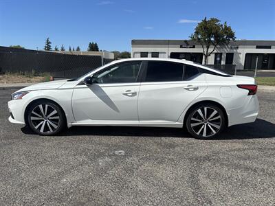 2022 Nissan Altima 2.5 SR   - Photo 2 - Sacramento, CA 95823