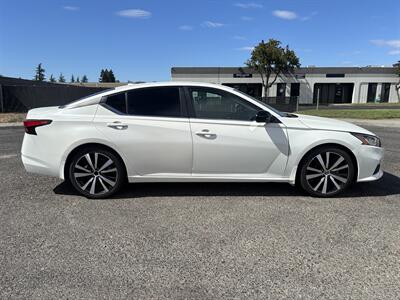 2022 Nissan Altima 2.5 SR   - Photo 6 - Sacramento, CA 95823