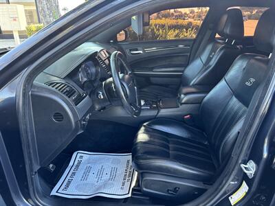 2019 Chrysler 300 Series S   - Photo 9 - Sacramento, CA 95823
