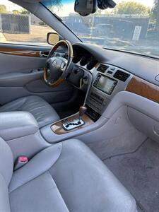 2005 Lexus ES   - Photo 12 - Sacramento, CA 95823