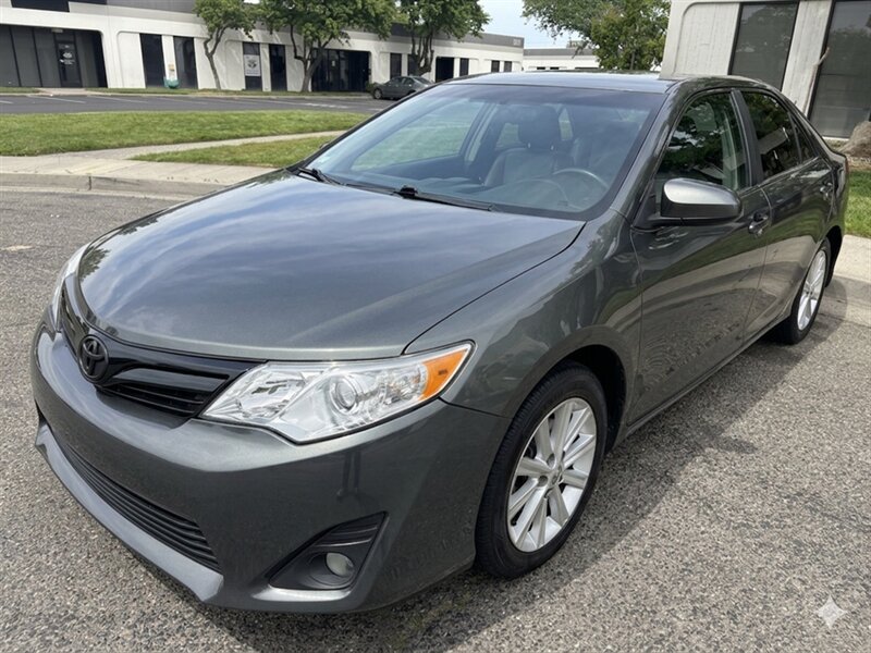 2013 Toyota Camry SE  