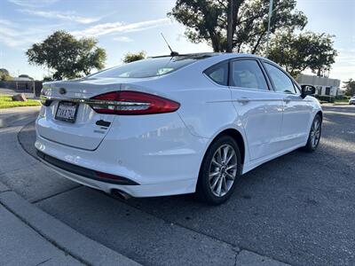 2017 Ford Fusion SE   - Photo 5 - Sacramento, CA 95823