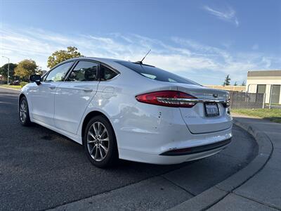 2017 Ford Fusion SE   - Photo 3 - Sacramento, CA 95823